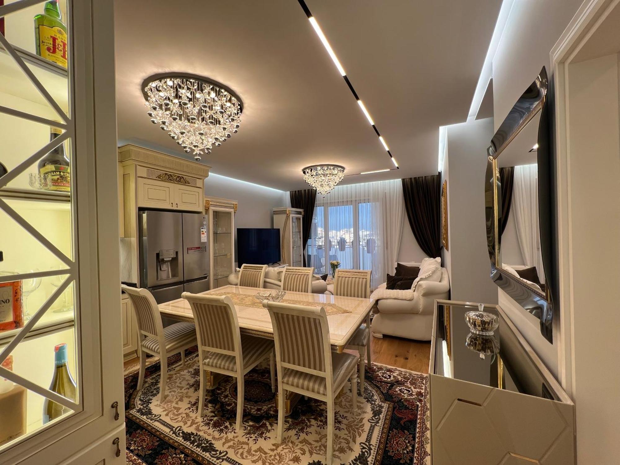Center Apart-hotel Durrës